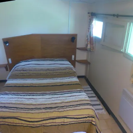 Hotel La Reserve Vic-la-Gardiole Room photo