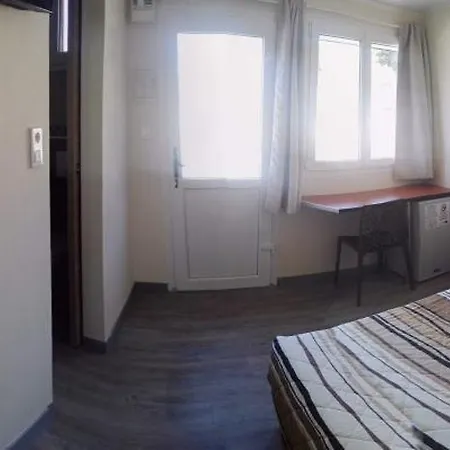 Hotel La Reserve Vic-la-Gardiole Room photo