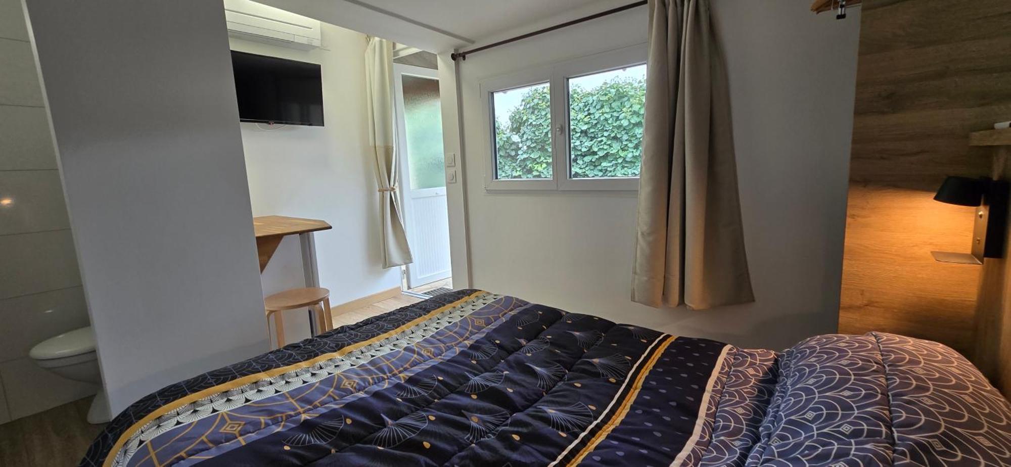 La Reserve Motel *